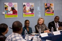 كلينتون تختار مقرا لحملتها الانتخابية في نيويورك