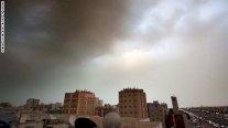 اغلاق مدارس واضطراب النقل في الخليج اثر عاصفة رملية