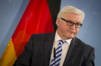 شتاينماير وفابيوس يشيدان بحذر باتفاق الاطار مع ايران