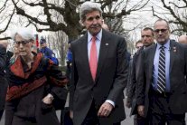 تواصل المفاوضات النووية في لوزان والصبر بدأ ينفد