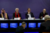 منتدى موسكو 2 للحوار السوري ينهي يومه الأول