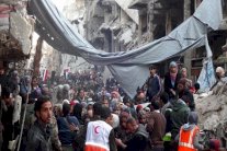  وقفة تضامنية مع مخيم اليرموك في غزة