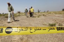 المتفجرات تعيق البحث عن رفات جنود عراقيين في تكريت