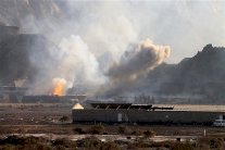 عاصفة الحزم تقصف مبنى وزارة الدفاع في صنعاء