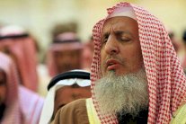 مفتي السعودية ينفي ما نسب إليه عن أكل المرأة