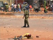 هدوء في مواجهات غينيا والمعارضة تشكك في نوايا السلطات