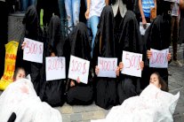 العنف الجنسي 