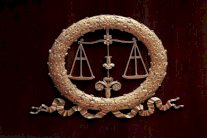 القضاء السوري يؤجل الحكم على الناشط مازن درويش