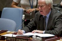 بريطانيا: ندعم (عاصفة الحزم) والحل السياسي هدفنا