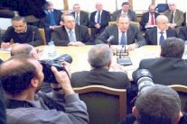 معارض سوري: الاقتصاد والسياسة توأمان