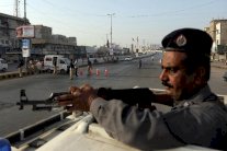 مقتل عشرين عاملا بايدي مسلحين في بلوشستان