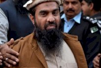 باكستان تفرج عن العقل المدبر لاعتداءات بومباي