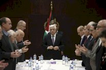 المصالحة الفلسطينية في طريق مسدود بعد عام من الاتفاق