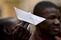 مشروع قرار دولي يجيز تدمير قوارب تهريب المهاجرين