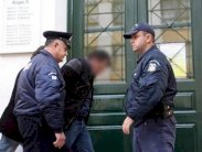 توقيف سوريين يشتبه بتهريبهما مهاجرين الى اليونان