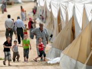 فرنسا ستستضيف ما بين 500 و700 لاجئ سوري