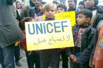 طبيبان سوريان طلبا مساعدة روسيا لإدخال أدوية لدوما