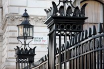 المستثمرون في بريطانيا يخشون فوز ميليباند