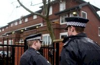 بريطانيا توقف فتى بشأن مخطط لشن هجوم في أستراليا