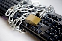 مصر: مشروع قانون لإغلاق مواقع الكترونية تضر بالأمن