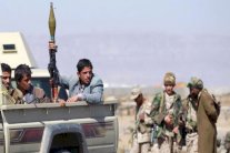 الحوثيون يقصفون المسيمير في لحج بالدبابات 