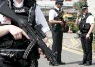 بريطانيا تراجع خططها الأمنية بعد مداهمات في أستراليا 