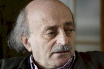 جنبلاط لنصرالله: شو صاير عليك!