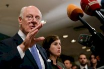 مصادر: ميستورا يوزع دعوات غامضة لمشاورات جنيف