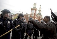 شغب في بالتيمور في احتجاجات على وفاة شاب أسود 