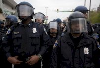 عودة الهدوء تدريجيا الى بالتيمور بعد اضطرابات جديدة