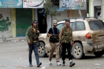 معقل الأسد باللاذقية في مرمى ثوار إدلب