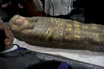 مصر تسترد 239 قطعة أثرية من فرنسا