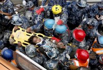 النيبال: انقاذ صبي وامرأة بعد أيام من الزلزال المدمّر