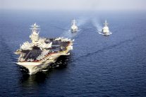 واشنطن تسحب حاملة طائراتها من السواحل اليمنية