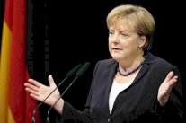 ميركل تدافع عن التعاون الاستخباراتي مع الأميركيين