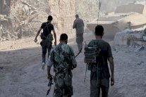 داعش يشن هجومًا واسع النطاق في دير الزور