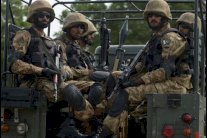 مقتل 44 مسلحا في غارات جوية باكستانية