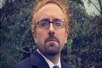 سفير واشنطن يصبغ شعره ردا على عمدة أنقرة