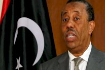  رئيس الوزراء الليبي يصل الجزائر 