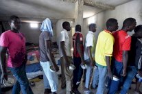 منظمة العفو: العنف يدفع المهاجرين الى مغادرة ليبيا