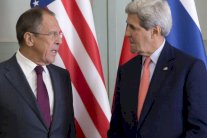 كيري يحادث لافروف في سوتشي الثلاثاء 