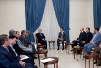 ظهور علني للمملوك إلى جانب الاسد بعد تقارير عن توقيفه