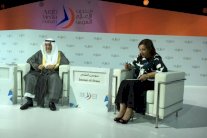 إياد مدني: لا يجوز استخدام الدين للنفوذ السياسي