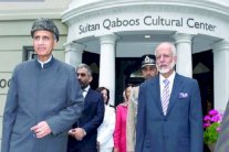 عُمان: كيف نهدد بالحرب إن أردنا السلام؟