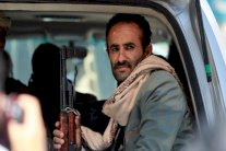 القوات الموالية لصالح توافق على الهدنة في اليمن