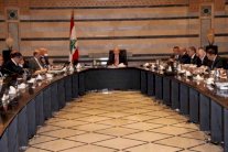 الحكومة اللبنانيّة باقية رغم كل التحدّيات