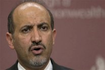 الجربا: مؤتمر الرياض مهم للخروج بورقة للحل في سوريا