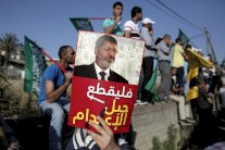 عشرات المغاربة ينددون بالاعدامات في مصر