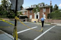 دعوات أميركية للهدوء بعد اصابة اسودين برصاص الشرطة