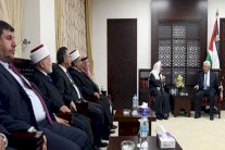 عباس يعتذر للأردن وقاضي قضاته